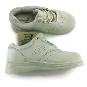 Women’s Casual WD Bone Lace 5